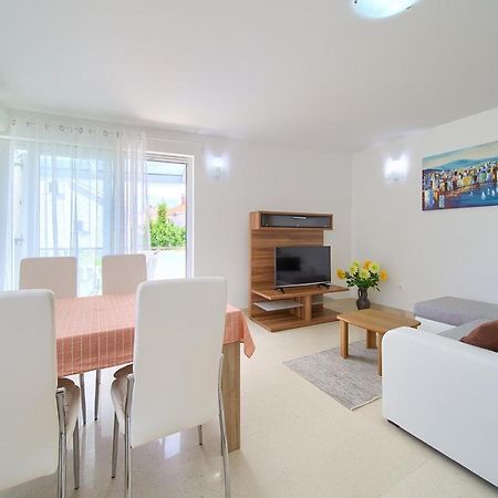 Apartment Anja Krk Town Extérieur photo
