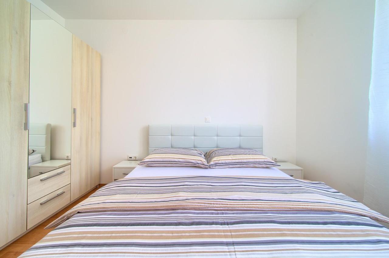 Apartment Anja Krk Town Extérieur photo